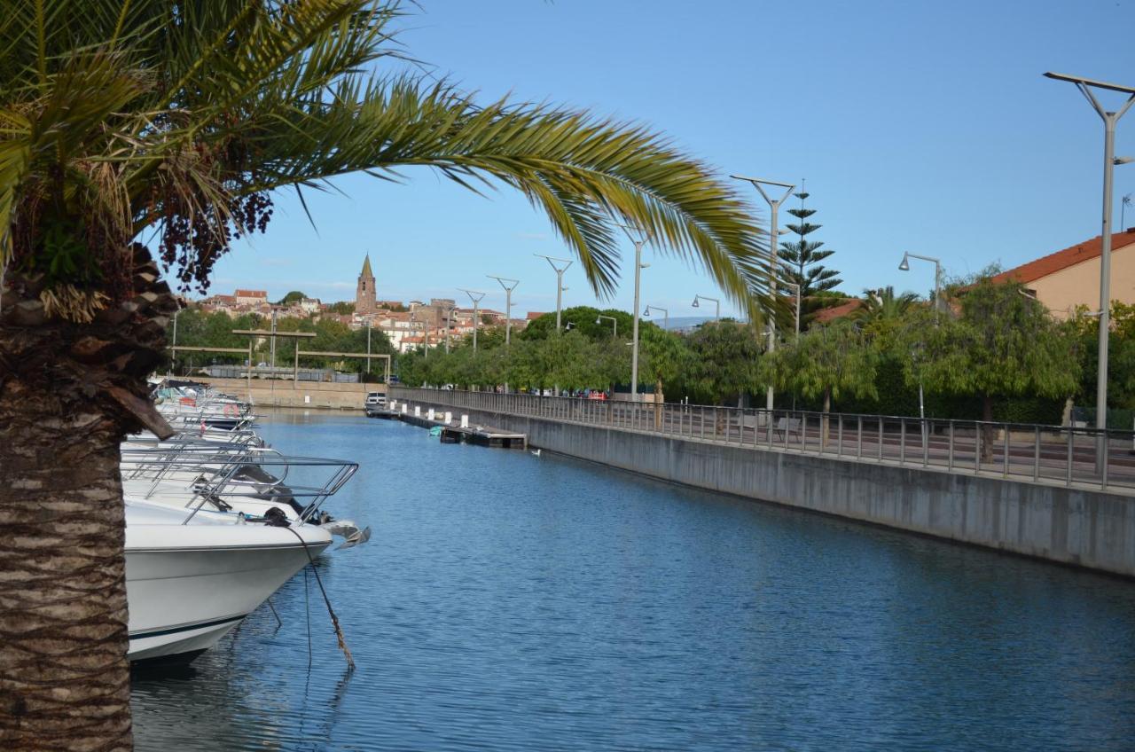 Charmant Appartement A 350M De La Plage Et Du Port Fréjus Exterior foto